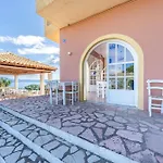 Case de vacanță Stefanosplace Super Sea View Mparmpati
